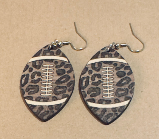 Touchdown earrings A1B6