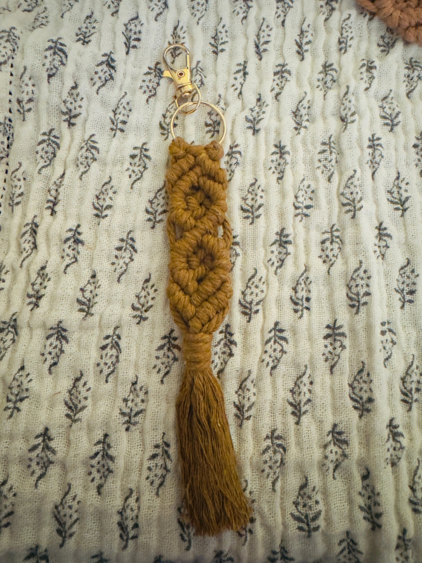 Macrame Keychain khaki brown